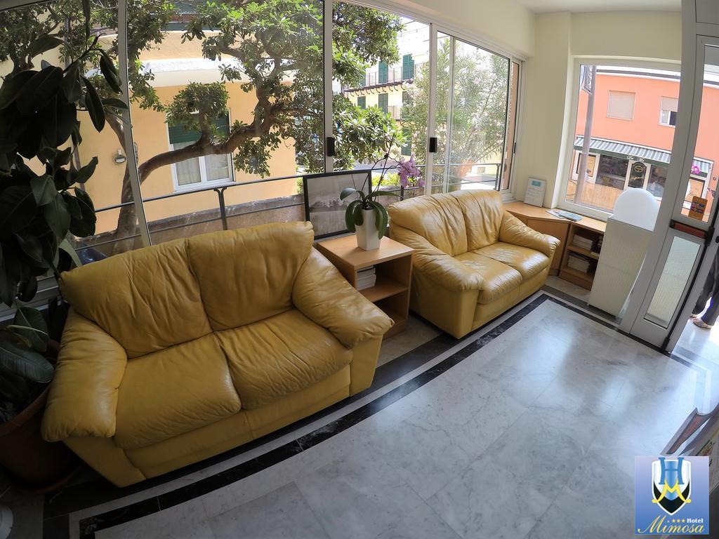Hotel Mimosa Споторно Екстериор снимка