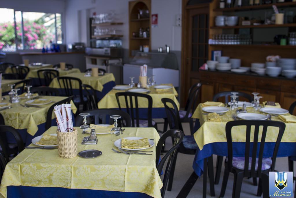 Hotel Mimosa Споторно Екстериор снимка